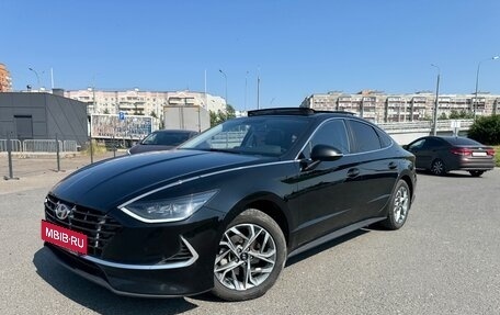 Hyundai Sonata VIII, 2023 год, 2 600 000 рублей, 2 фотография