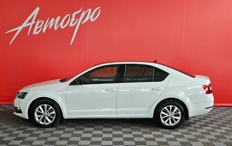 Skoda Octavia, 2017 год, 1 890 000 рублей, 2 фотография