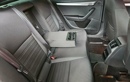 Skoda Octavia, 2017 год, 1 890 000 рублей, 13 фотография