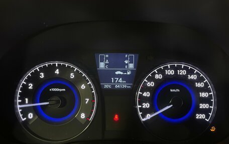 Hyundai Solaris II рестайлинг, 2015 год, 1 099 000 рублей, 13 фотография
