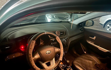 KIA Rio III рестайлинг, 2013 год, 620 000 рублей, 6 фотография