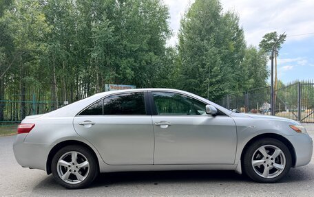 Toyota Camry, 2006 год, 1 100 000 рублей, 4 фотография
