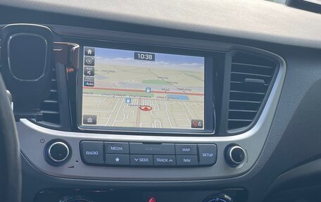 Hyundai Solaris II рестайлинг, 2017 год, 1 500 000 рублей, 4 фотография