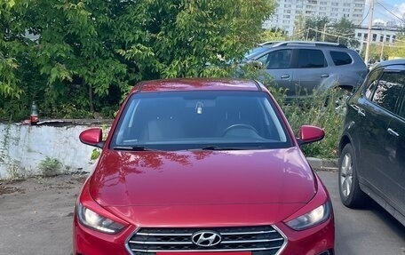 Hyundai Solaris II рестайлинг, 2017 год, 1 500 000 рублей, 5 фотография