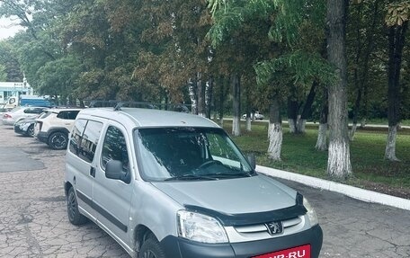 Peugeot Partner II рестайлинг 2, 2011 год, 310 000 рублей, 3 фотография