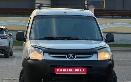 Peugeot Partner II рестайлинг 2, 2011 год, 310 000 рублей, 19 фотография