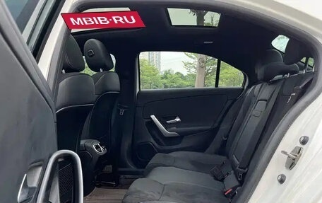 Mercedes-Benz A-Класс, 2022 год, 1 401 000 рублей, 10 фотография