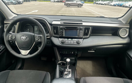 Toyota RAV4, 2016 год, 2 358 000 рублей, 8 фотография