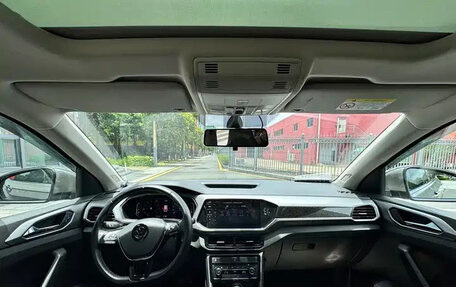 Volkswagen T-Cross I, 2022 год, 1 340 500 рублей, 7 фотография