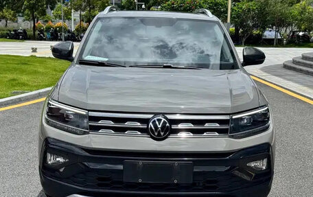 Volkswagen T-Cross I, 2022 год, 1 340 500 рублей, 2 фотография