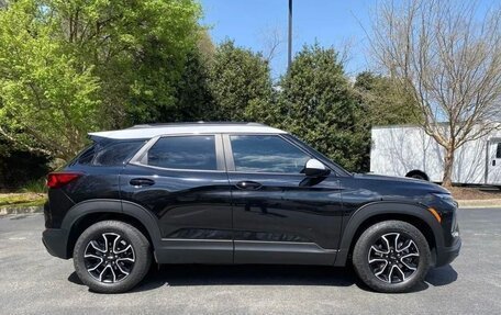 Chevrolet TrailBlazer, 2024 год, 2 000 000 рублей, 3 фотография