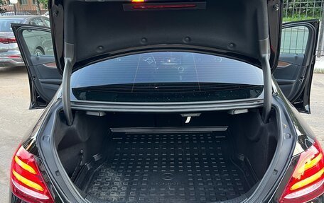 Mercedes-Benz E-Класс, 2019 год, 4 000 000 рублей, 3 фотография