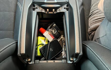 Mercedes-Benz E-Класс, 2019 год, 4 000 000 рублей, 5 фотография