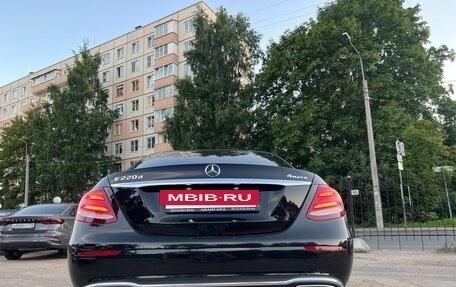 Mercedes-Benz E-Класс, 2019 год, 4 000 000 рублей, 11 фотография