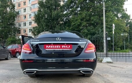 Mercedes-Benz E-Класс, 2019 год, 4 000 000 рублей, 19 фотография