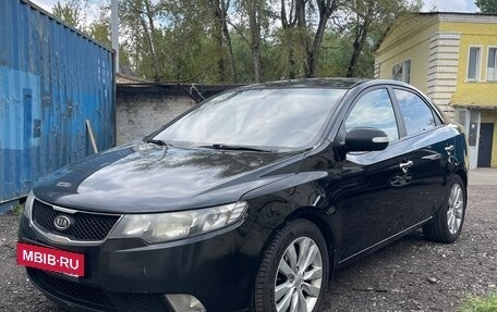 KIA Cerato III, 2010 год, 600 000 рублей, 2 фотография