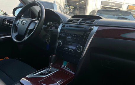 Toyota Camry, 2013 год, 1 399 000 рублей, 10 фотография