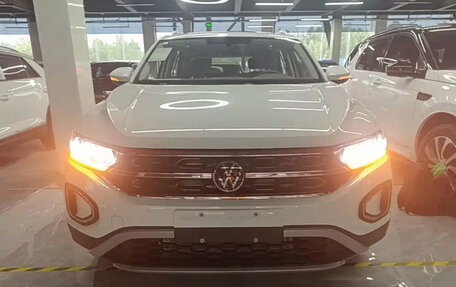 Volkswagen T-Roc I, 2026 год, 1 800 123 рублей, 2 фотография