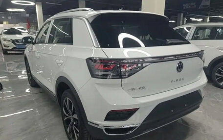 Volkswagen T-Roc I, 2026 год, 1 800 123 рублей, 4 фотография