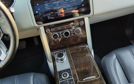 Land Rover Range Rover IV рестайлинг, 2013 год, 3 020 000 рублей, 17 фотография