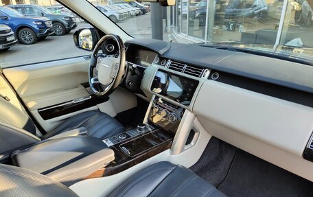 Land Rover Range Rover IV рестайлинг, 2013 год, 3 020 000 рублей, 10 фотография