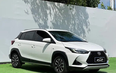 Toyota Yaris, 2022 год, 1 020 000 рублей, 1 фотография