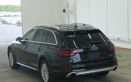 Audi A4, 2018 год, 1 350 000 рублей, 2 фотография