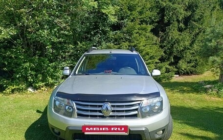 Renault Duster I рестайлинг, 2014 год, 790 000 рублей, 2 фотография