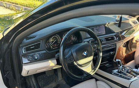 BMW 7 серия, 2009 год, 1 400 000 рублей, 14 фотография