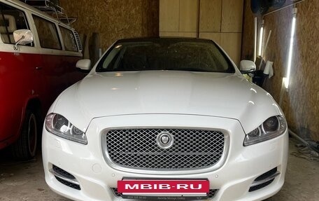 Jaguar XJ IV (X351), 2010 год, 1 400 000 рублей, 5 фотография