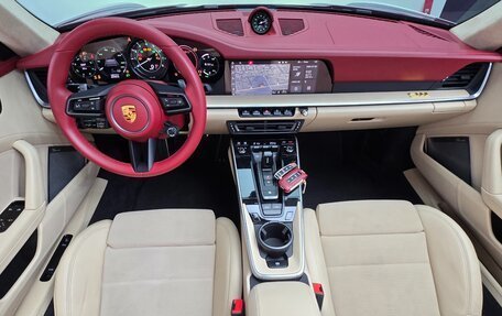 Porsche 911, 2021 год, 17 500 000 рублей, 11 фотография