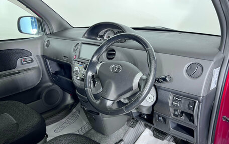 Toyota Sienta I, 2012 год, 860 000 рублей, 8 фотография