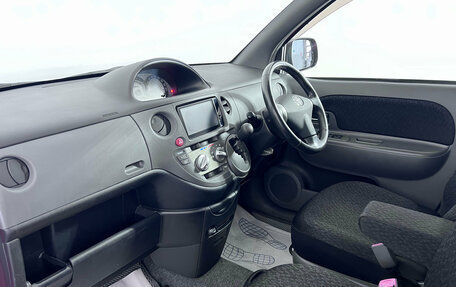 Toyota Sienta I, 2012 год, 860 000 рублей, 7 фотография