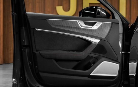 Audi RS 6, 2025 год, 19 300 000 рублей, 10 фотография