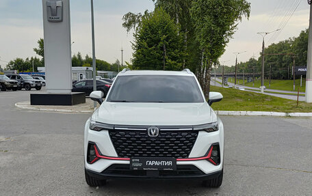 Changan CS35 Plus, 2024 год, 1 850 000 рублей, 2 фотография