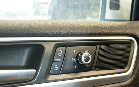 Volkswagen Touareg III, 2013 год, 2 089 000 рублей, 15 фотография