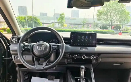 Honda Vezel, 2023 год, 1 350 100 рублей, 7 фотография