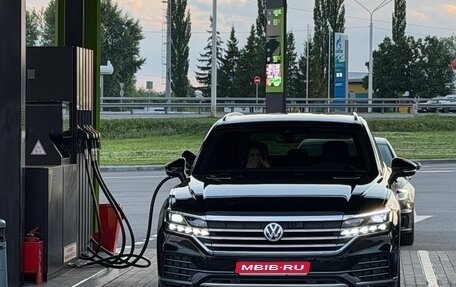 Volkswagen Touareg III, 2020 год, 4 799 000 рублей, 1 фотография