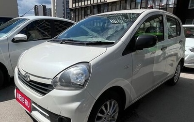 Daihatsu Mira e:S I рестайлинг, 2016 год, 550 000 рублей, 1 фотография