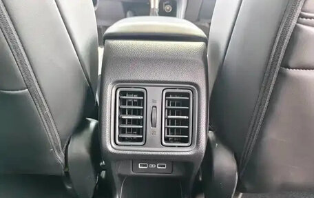 Honda Vezel, 2023 год, 1 350 100 рублей, 16 фотография