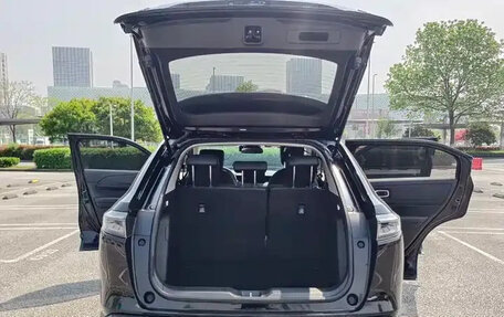 Honda Vezel, 2023 год, 1 350 100 рублей, 21 фотография