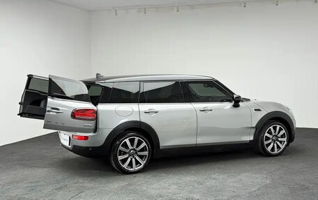 MINI Clubman, 2023 год, 1 930 069 рублей, 9 фотография