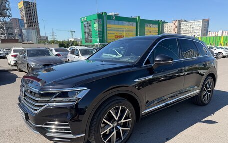 Volkswagen Touareg III, 2020 год, 4 799 000 рублей, 8 фотография