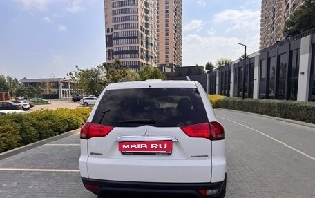 Mitsubishi Pajero Sport II рестайлинг, 2015 год, 2 250 000 рублей, 5 фотография