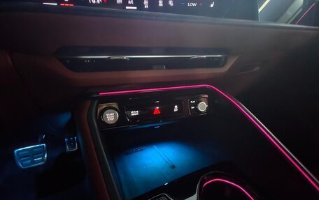 Audi Q5, 2025 год, 5 000 000 рублей, 9 фотография