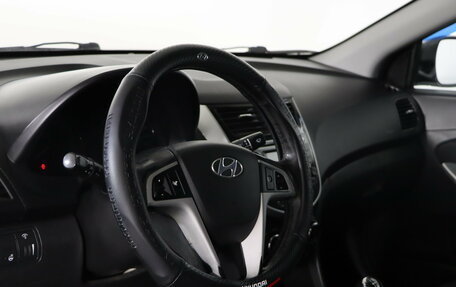 Hyundai Solaris II рестайлинг, 2013 год, 599 990 рублей, 9 фотография