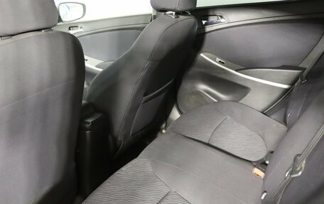 Hyundai Solaris II рестайлинг, 2013 год, 599 990 рублей, 19 фотография
