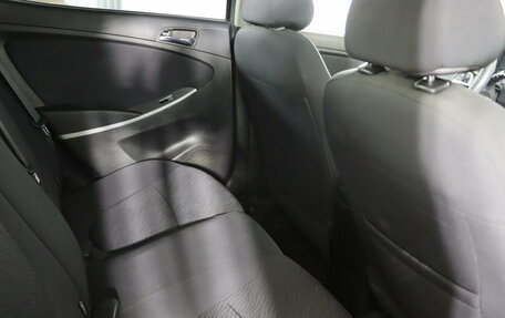 Hyundai Solaris II рестайлинг, 2013 год, 599 990 рублей, 20 фотография
