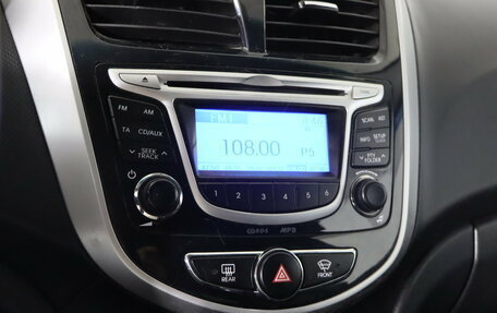 Hyundai Solaris II рестайлинг, 2013 год, 599 990 рублей, 17 фотография