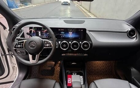 Mercedes-Benz GLA, 2022 год, 2 350 000 рублей, 5 фотография
